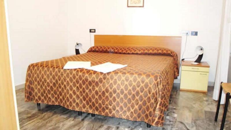 Ariel Silva 2* Venise